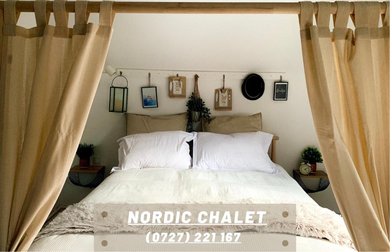 Nordic Chalet Sinaia Bagian luar foto
